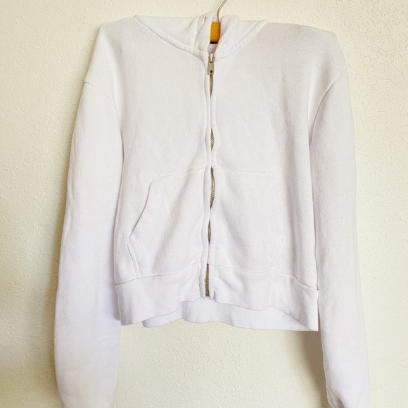 Brandy Melville Crystal - Picture 1 of 1